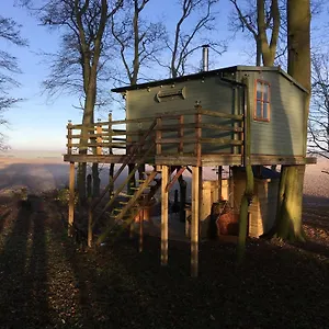Dale Farm stay Hunmanby
